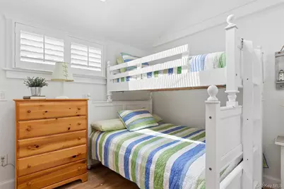 33 Bay Avenue, Sag Harbor, NY 11963 - Photo 9