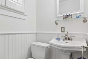33 Bay Ave, Sag Harbor, NY 11963 - Photo 13