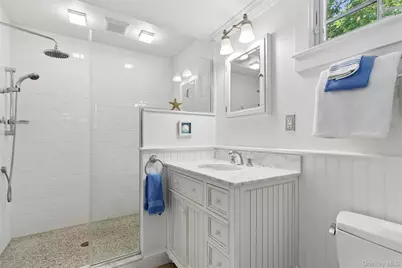33 Bay Avenue, Sag Harbor, NY 11963 - Photo 15