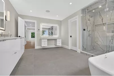 32 Pine Road, Syosset, NY 11791 - Photo 23