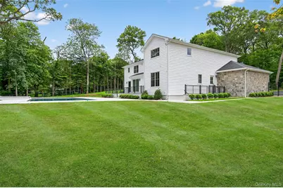 32 Pine Road, Syosset, NY 11791 - Photo 35