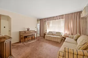 187 Raff Ave, Floral Park, NY 11001 - Photo 3