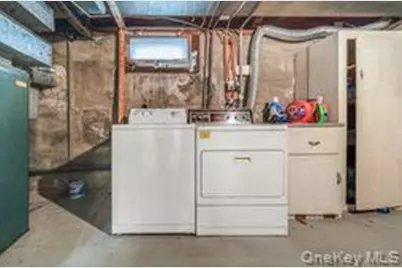 248 Kensington Road S, Garden City, NY 11530 - Photo 17