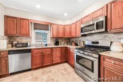 248 Kensington Road S, Garden City, NY 11530 - Photo 5