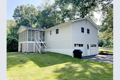 43 Julie Drive, Hopewell Junction, NY 12533 - Photo 3
