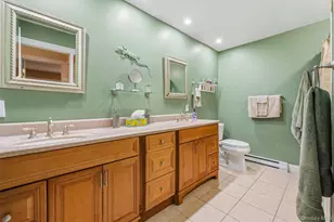 19 Oak Ridge Dr, Putnam Valley, NY 10579 - Photo 9