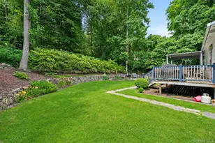 19 Oak Ridge Dr, Putnam Valley, NY 10579 - Photo 13