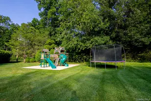 153 Brookville Ln, Glen Head, NY 11545 - Photo 11