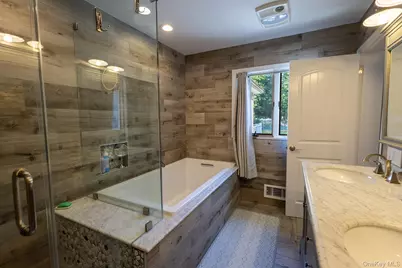 153 Brookville Lane, Glen Head, NY 11545 - Photo 27