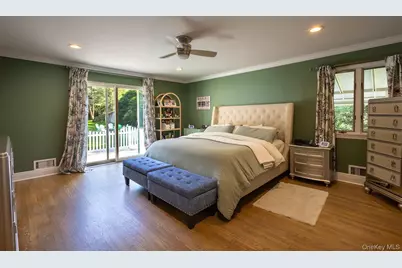153 Brookville Lane, Glen Head, NY 11545 - Photo 23