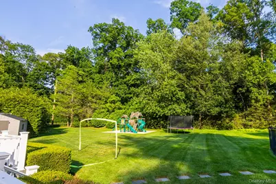 153 Brookville Lane, Glen Head, NY 11545 - Photo 13