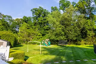 153 Brookville Ln, Glen Head, NY 11545 - Photo 13