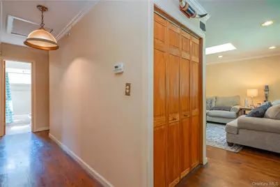 458 Midland Avenue, Yonkers, NY 10704 - Photo 25