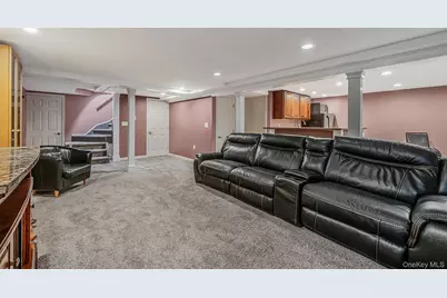 77 Shore Road, Mount Sinai, NY 11766 - Photo 29