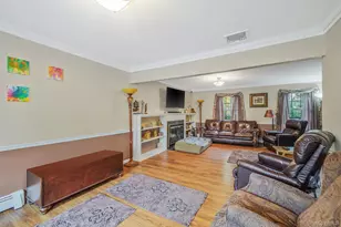 77 Shore Rd, Mount Sinai, NY 11766 - Photo 15