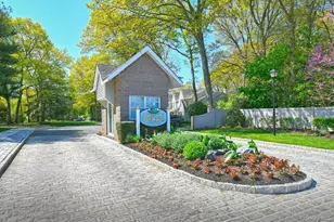 26 Mystic Cir, Bay Shore, NY 11706 - Photo 23