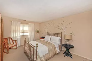 26 Mystic Cir, Bay Shore, NY 11706 - Photo 17