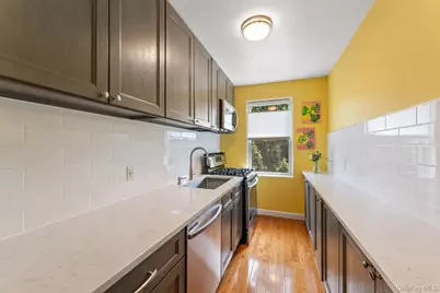 14 S Broadway #7-2B, Irvington, NY 10533 - Photo 3
