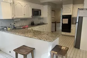 30 Michael Rd, Syosset, NY 11791 - Photo 5