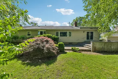 171 Rockaway Avenue, Garden City, NY 11530 - Photo 17