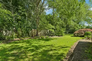 171 Rockaway Ave, Garden City, NY 11530 - Photo 21