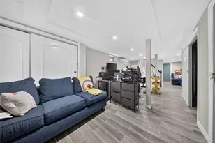 41 Catherine Ave, Franklin Square, NY 11010 - Photo 11
