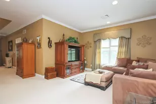 147 Creekside Rd, Hopewell Junction, NY 12533 - Photo 15