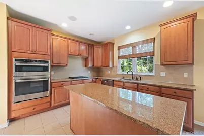 421 Vassar Place, Fishkill, NY 12524 - Photo 9