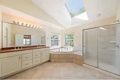 421 Vassar Place, Fishkill, NY 12524 - Photo 23