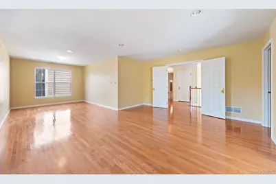 421 Vassar Place, Fishkill, NY 12524 - Photo 19