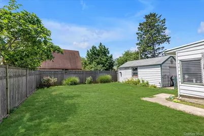 1973 Everett Street, Valley Stream, NY 11580 - Photo 9