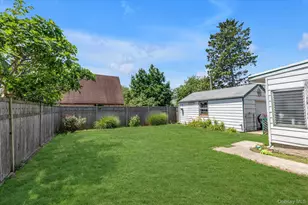 1973 Everett St, Valley Stream, NY 11580 - Photo 9