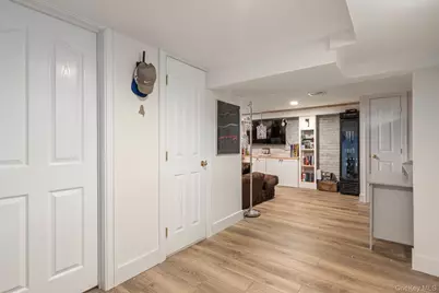 21 Choate Avenue, Selden, NY 11784 - Photo 15