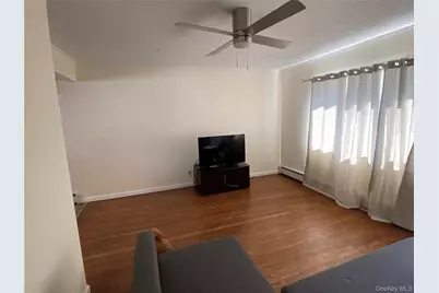 661 Tabor Place, East Meadow, NY 11554 - Photo 3