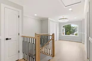 31 Underhill Ave, Syosset, NY 11791 - Photo 19
