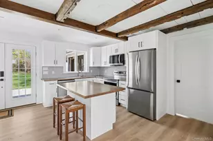 5075 Main Rd, Laurel, NY 11948 - Photo 13