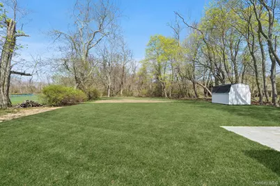 5075 Main Road, Laurel, NY 11948 - Photo 3