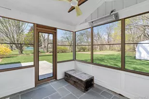 5075 Main Rd, Laurel, NY 11948 - Photo 17