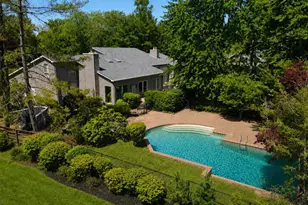 27 Windemere Way, Woodbury, NY 11797 - Photo 33