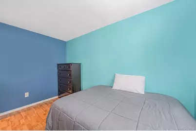 38 W 1st Street, Ronkonkoma, NY 11779 - Photo 11