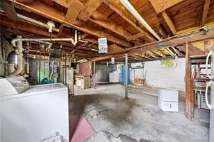 235 N 7th St, Lindenhurst, NY 11757 - Photo 17