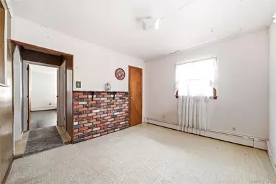 235 N 7th Street, Lindenhurst, NY 11757 - Photo 11