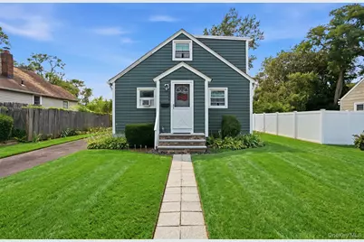 235 N 7th Street, Lindenhurst, NY 11757 - Photo 1