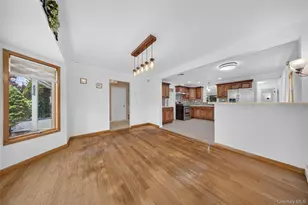 1671 Noble St, East Meadow, NY 11554 - Photo 7