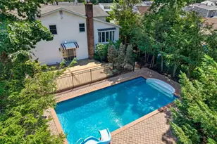 1671 Noble St, East Meadow, NY 11554 - Photo 3