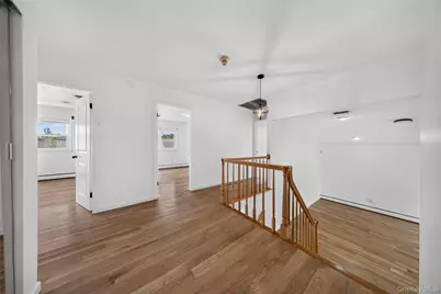 1671 Noble Street, East Meadow, NY 11554 - Photo 27