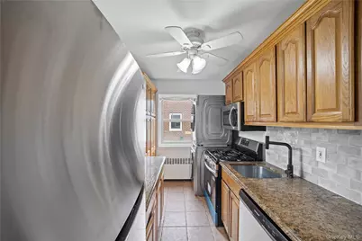 252-38 60th Avenue L #591, Little Neck, NY 11362 - Photo 3