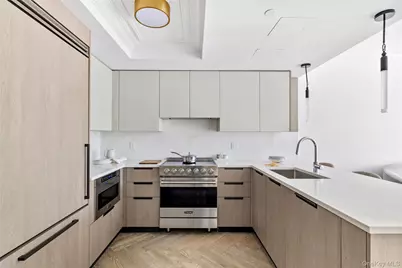 78-29 Austin #404, Forest Hills, NY 11375 - Photo 5