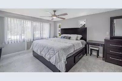 11 Mallard Avenue, Selden, NY 11784 - Photo 11