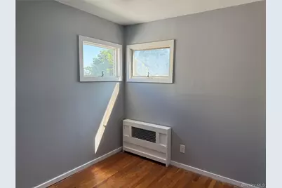 49 Noble Street, North Babylon, NY 11703 - Photo 9